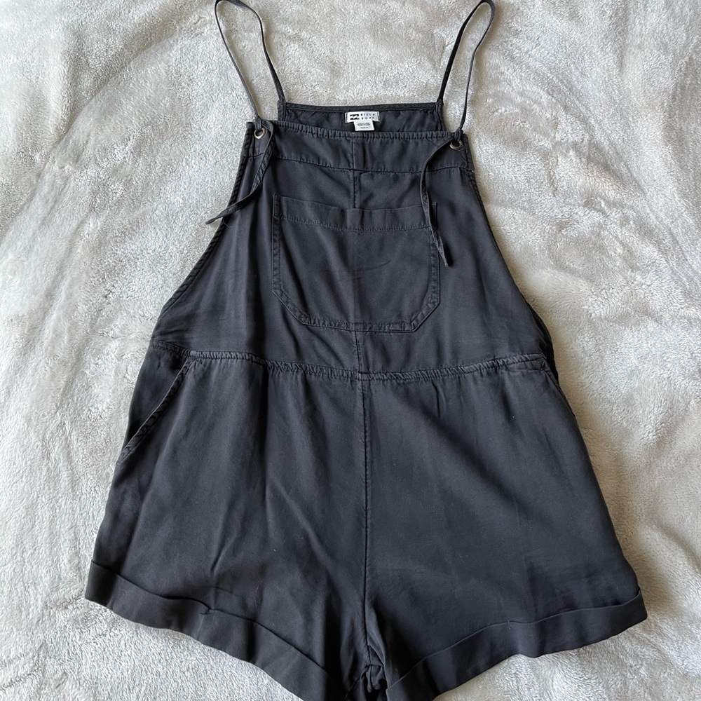 NWT BILLABONG OVERALLS